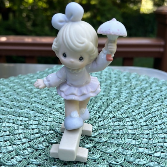 Precious Moments 528099 Sammy’s Circus “Markie” no box, Perfect Condition. - Picture 6 of 9